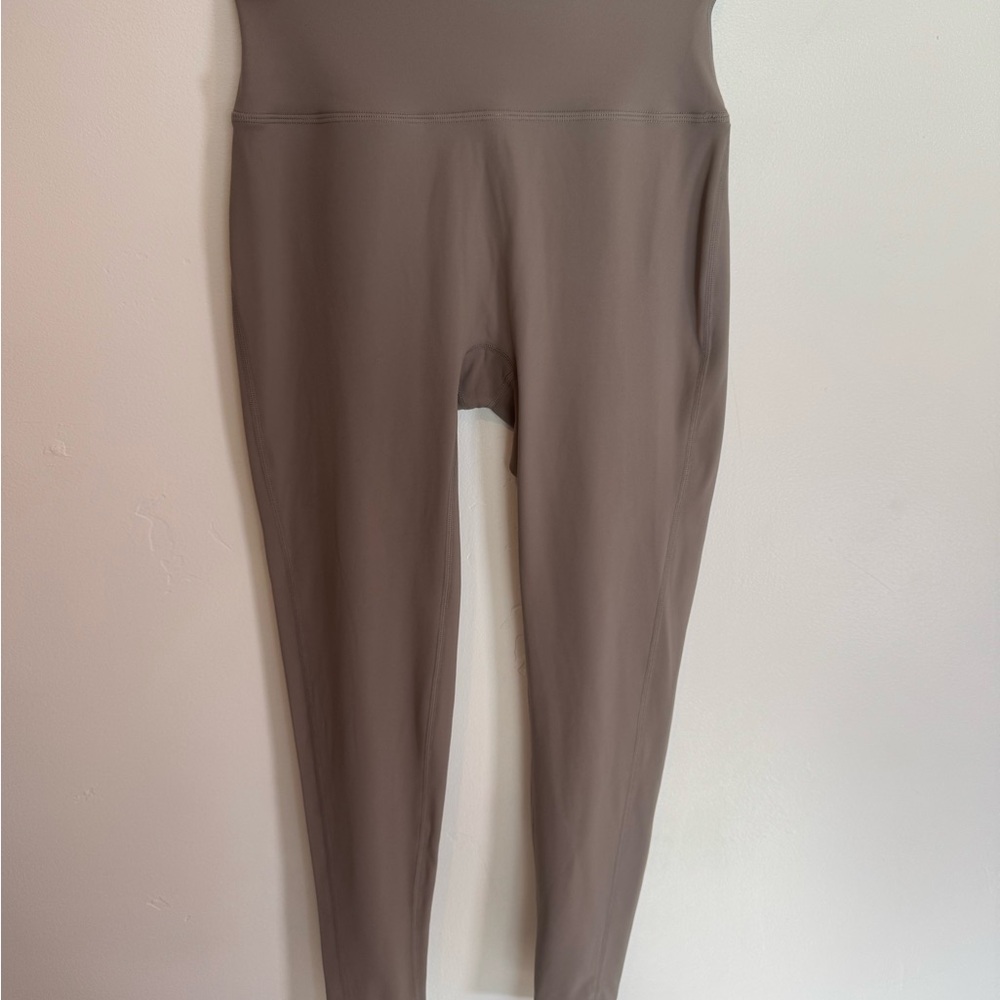 SET Active Greyish Tan Women’s Sportbody High-Waisted Leggings